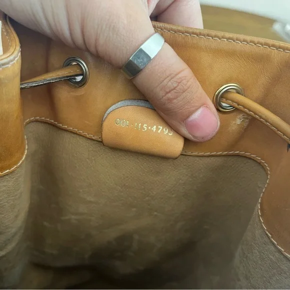 Rehab Bag Vintage Gucci Micro GG Supreme Sherry Line Bucket Bag - Picture 9 of 15